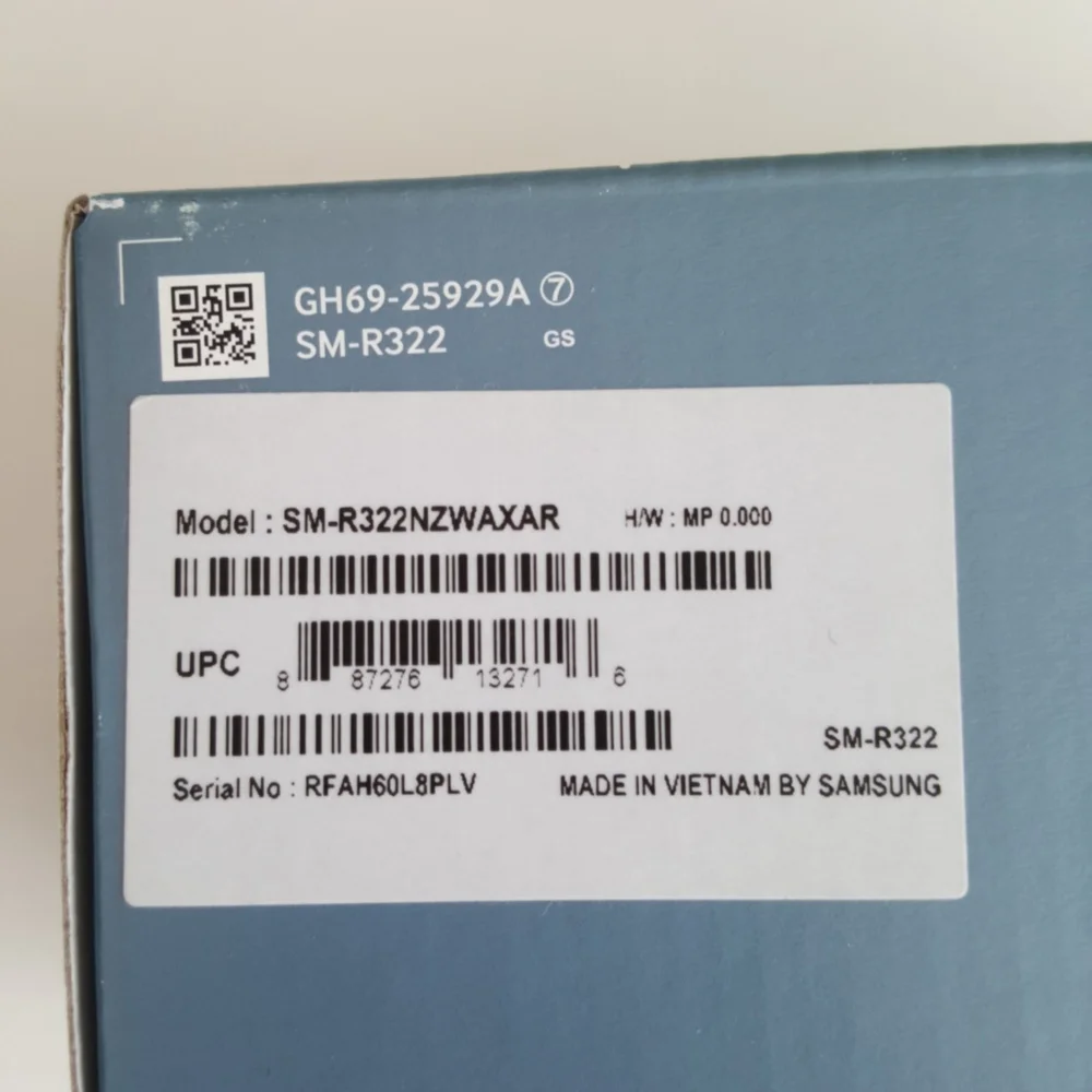Samsung Gear VR Goggles New in Box Powered by Oculus